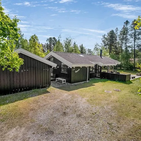 Edvard - 300m From The Sea By Interhome