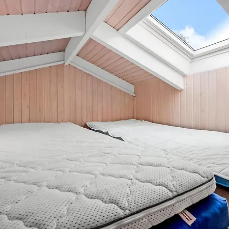 Semesterbostad Edvard - 300m From The Sea By Interhome *