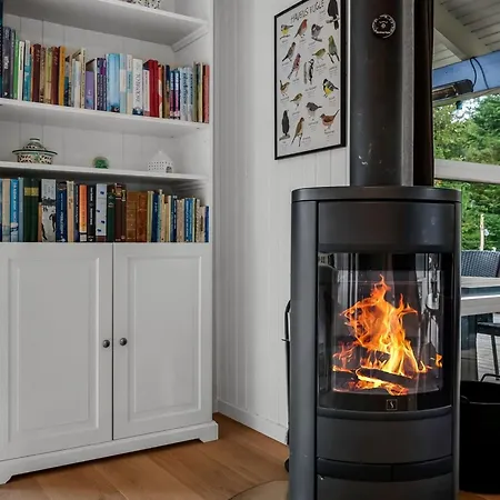 Edvard - 300m From The Sea By Interhome *